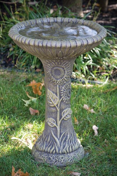 One Piece Sunflower Bird Bath fraught detail sculptural design flower